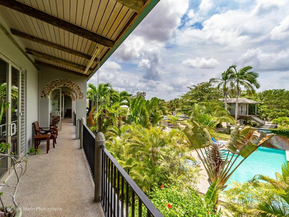 Almond Tree Hotel Resort โคโรซอล ภายนอก รูปภาพ