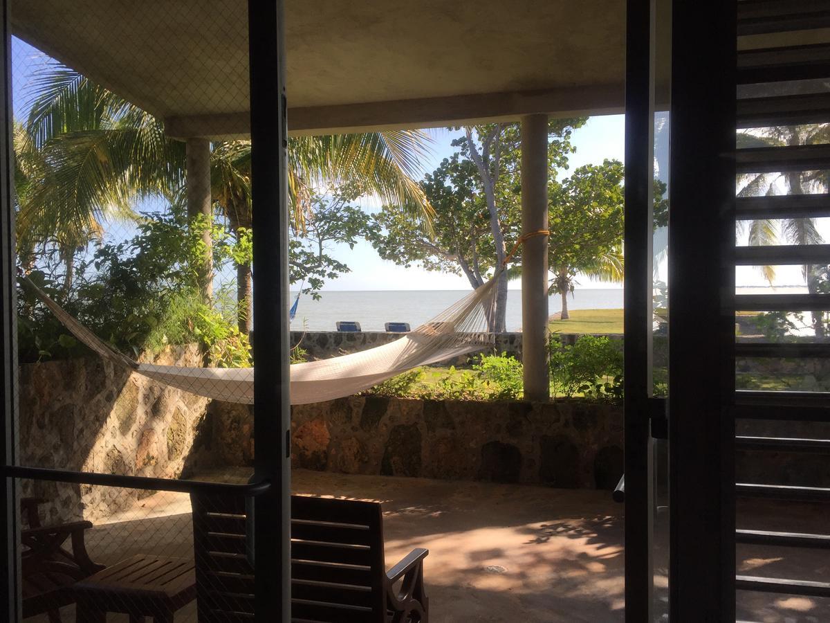 Almond Tree Hotel Resort โคโรซอล ภายนอก รูปภาพ