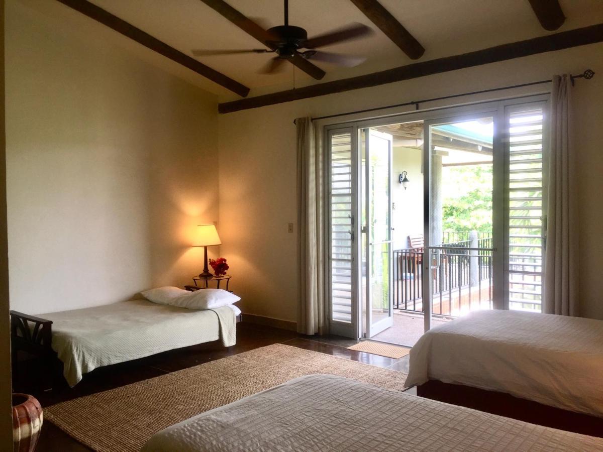 Almond Tree Hotel Resort โคโรซอล ภายนอก รูปภาพ